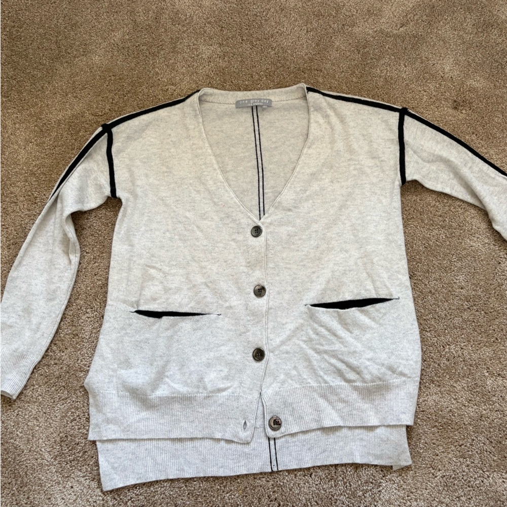 One Grey Day Los Angeles Light Gray Cardigan with Black Trim, size small